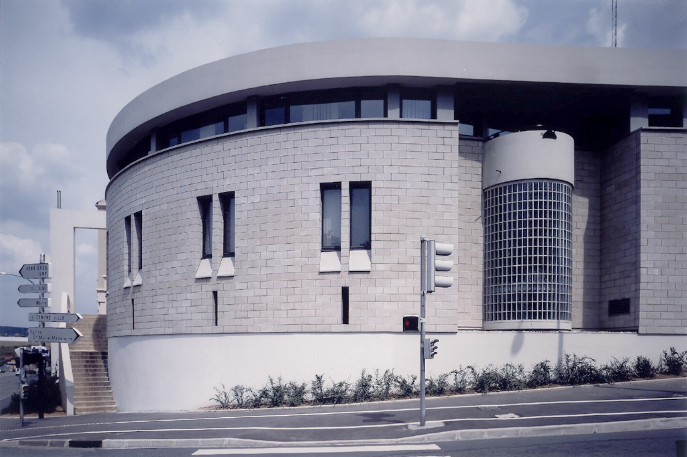 MINISTERE DE L'INTERIEUR - COMMISSARIAT - MASSY